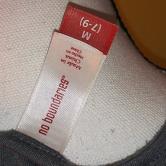 No Boundaries. Day Trip Sequins Tank Top Size M - Picture 9 of 13